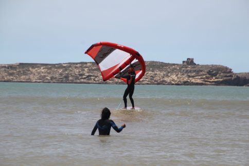 8-hour wingfoil course in Essaouira: beginner and intermediate